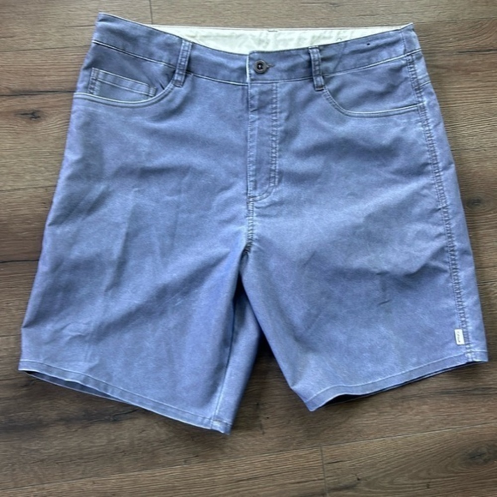 O’Neill Swim Trunks !! Size 34